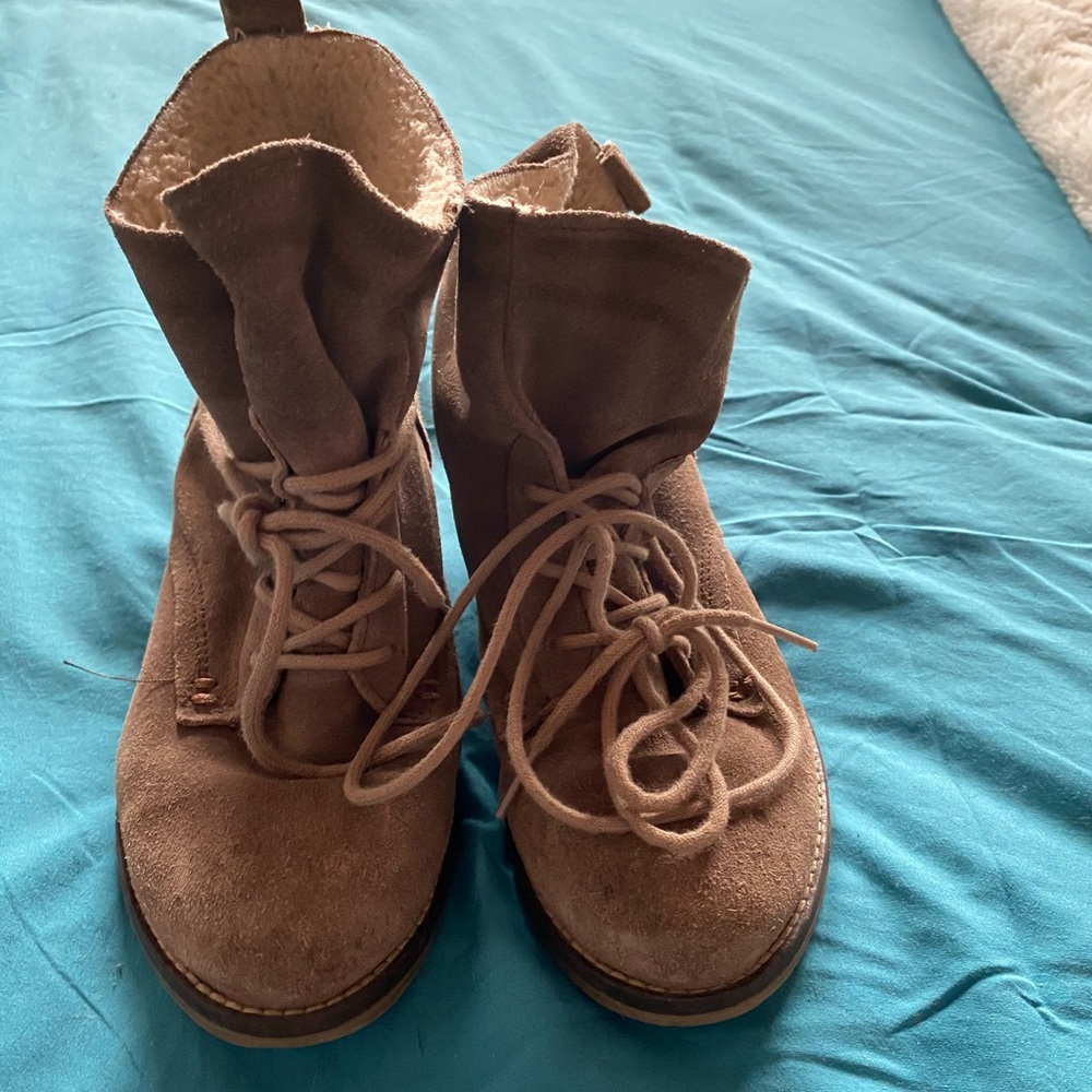 STEVE MADDEN BOOTIES
